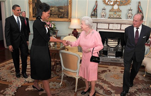 Obamas Visit the Queen, Bearing Gifts: iPod, Songbook
