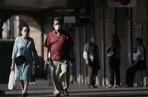 Mexico Lowers Swine Flu Alert