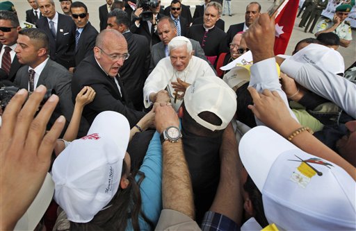 In Jordan, Pope Decries 'Manipulation' of Religion