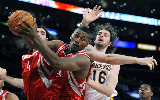 Lakers Rout Rockets, Make West Finals