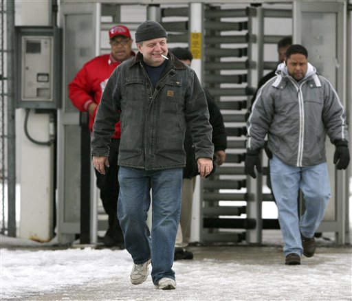 Ex-Autoworkers Retool for Lower Paying Jobs