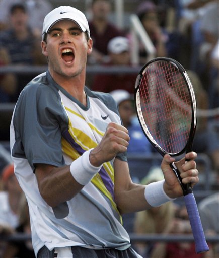 Tall John Isner Makes a Stand at US Open
