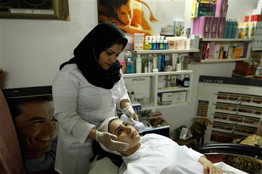 Under the Veil, Plastic Surgery Soars in Saudi Arabia