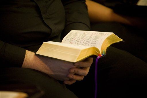 Top-Selling US Bible Due for Translation Update in 2011