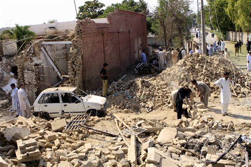 New Pakistan Blast Kills 11