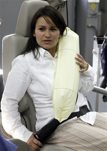 Ford's Inflatable Seat Belts Not Just Hot Air