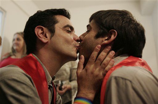Judge Blocks Latin America's 1st Gay Wedding