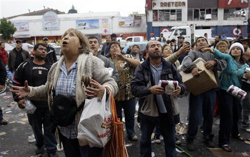 Chaos, Looting Spread in Chile