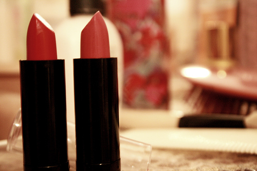 Lead Warning Issued for Lipstick