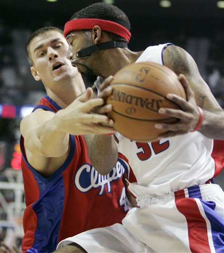 Clippers Finally Fall, Hard, to Pistons 103-79