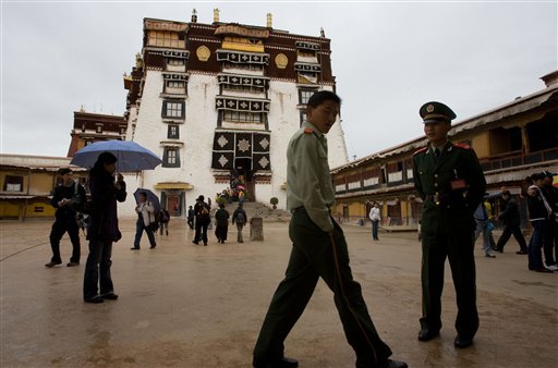 Tibetan Villagers Riot Over Monks' Arrest