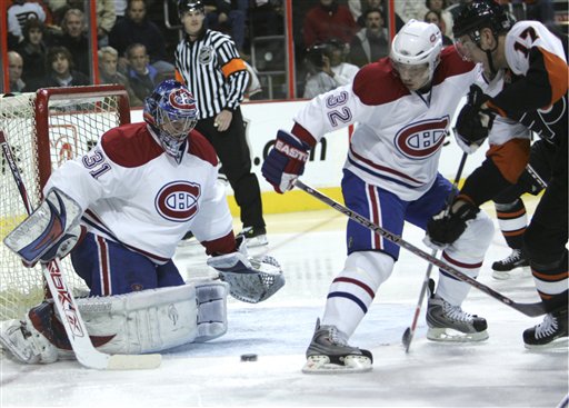 Price Shines as Canadiens Beat Flyers