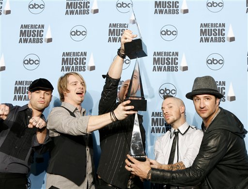 Billboard Names 'Daughtry' the Year's #1 Album