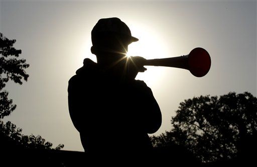 NY Yankees to Fans: Ditch the Vuvuzelas