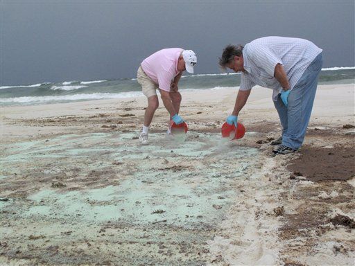 Oil Cleanup Spoils Gulf's July 4th Parties