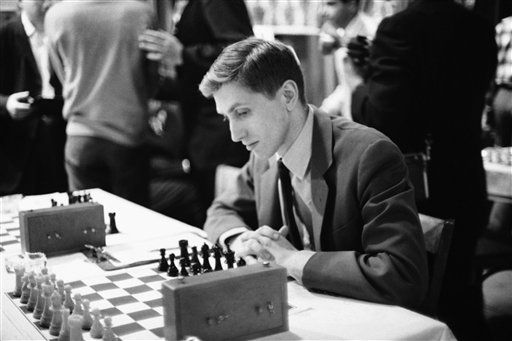 Iceland Exhumes Bobby Fischer in Paternity Claim