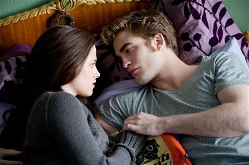 Twilight Copycat Teens Gnawing Each Other