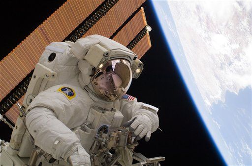 Space Travel May Make It Harder to Have Kids