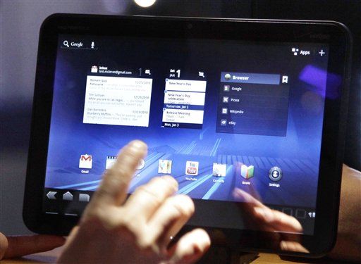 Xoom Reviews: Motorola's iPad Challenger Is Decent, but Pricey