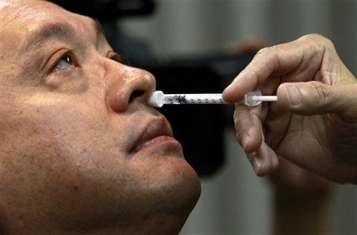 Nasal Spray Could Help Ward Off Alzheimer's