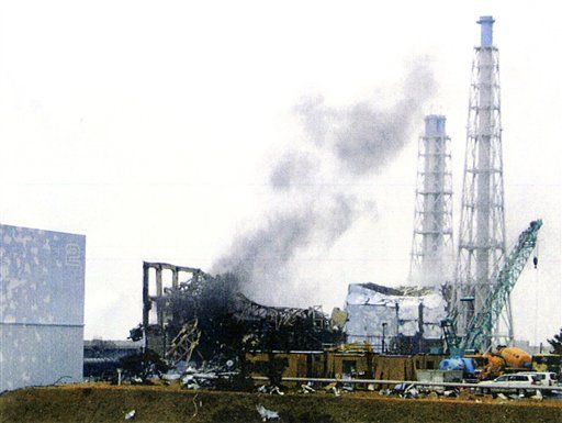 Japan Nuclear Crisis: At Fukushima Dai-ichi Nuclear Plant, Regulators Granted Extension Despite Warning Signs