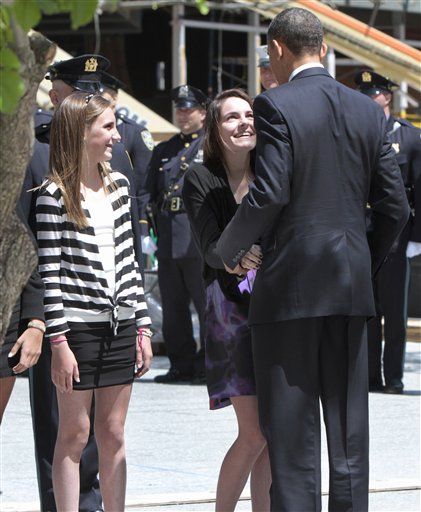 President Obama Promises Teen Whose Father Died in 9/11 Attacks She Can Meet Justin Bieber