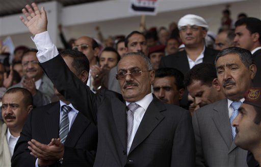 Yemen Vice President Takes Over as President Ali Abdullah Saleh Arrives in Saudi Arabia With Family
