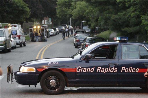 Michigan Gunman Rodrick Dantzler Kills Himself After Shooting 7