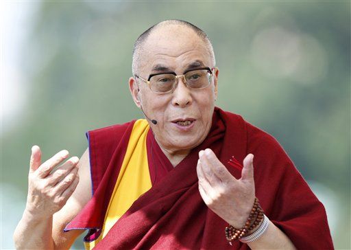 President Obama Meets With Dalai Lama at White House Over Chinese Objections