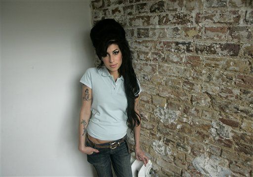 Private Funeral for Amy Winehouse on Tuesday