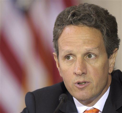 White House Pressures Timothy Geithner to Stay on as Treasury Secretary