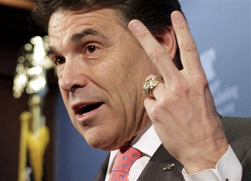 Rick Perry Again Calls Social Security a 'Ponzi Scheme,' But Insists He's Never Called it Unconstitutional