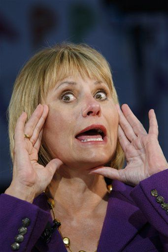Yahoo Fires CEO Carol Bartz