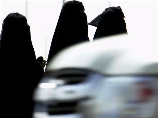 Saudi Woman, Shema, Faces 10 Lashes for Driving