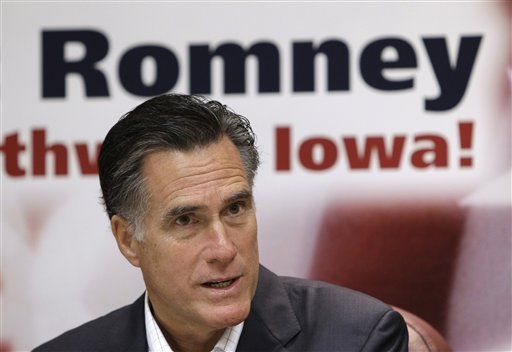 Iowa Is Back in Play for Mitt Romney