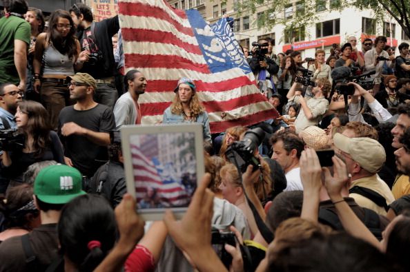 Tea Party, Occupy Wall Street Members Find Political Common Ground