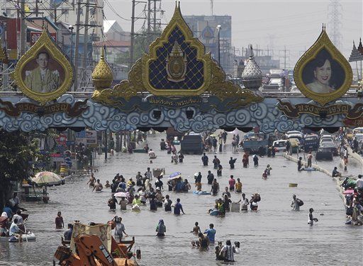 Bangkok Grapples With Floods
