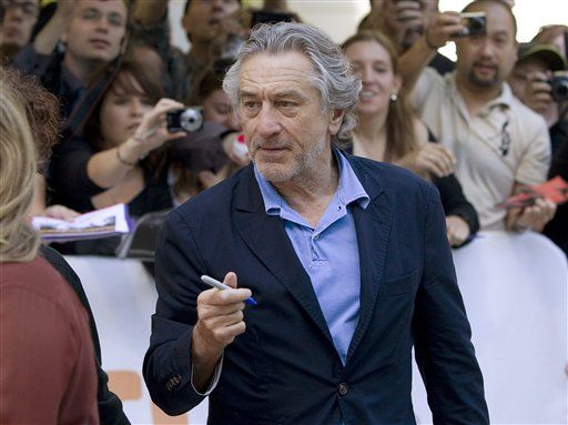 Robert De Niro to Play Bernie Madoff