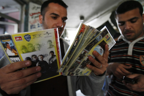 Information Age an Uneasy Time in Baghdad