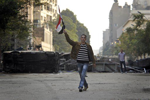Egypt Protests Send Economy Into Crisis