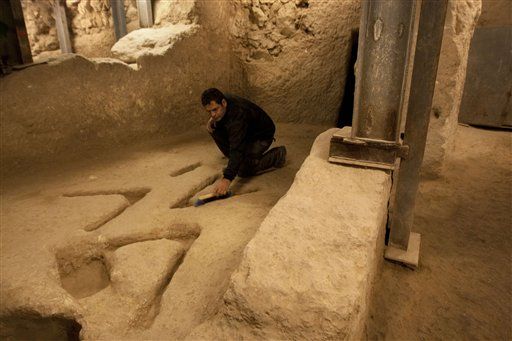 Markings Puzzle Israel Archaeologists