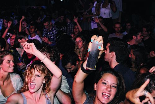Why Loud Music Makes Us Drink More
