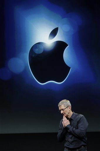Apple Boss Tim Cook Was Top Paid CEO of '11*