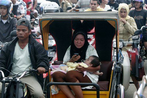 Indonesia Quakes' Toll: 5