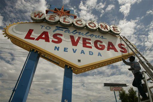 Lawmakers Push Ban on Ban on Las Vegas Travel