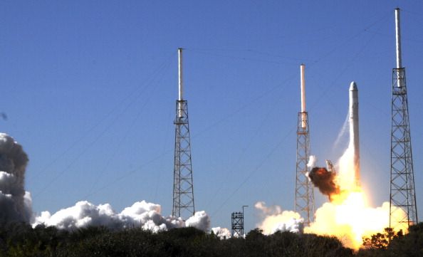 SpaceX Counts Down to 1st ISS Mission