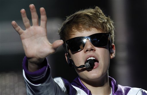 6K Cops to Guard Bieber Concert in Mexico