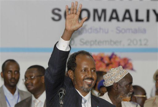 Police: Blasts at Home of Somalia's New President