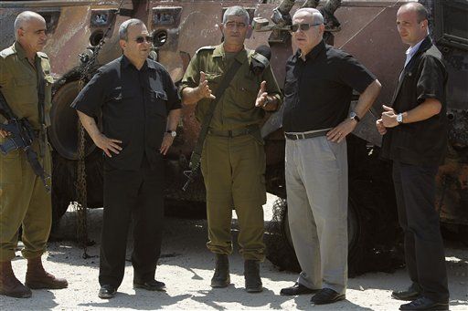 Netanyahu, Barak Feud Over US
