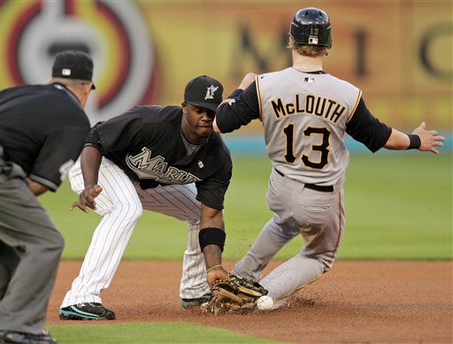 Jacobs' Homer Lifts Marlins Past Pirates